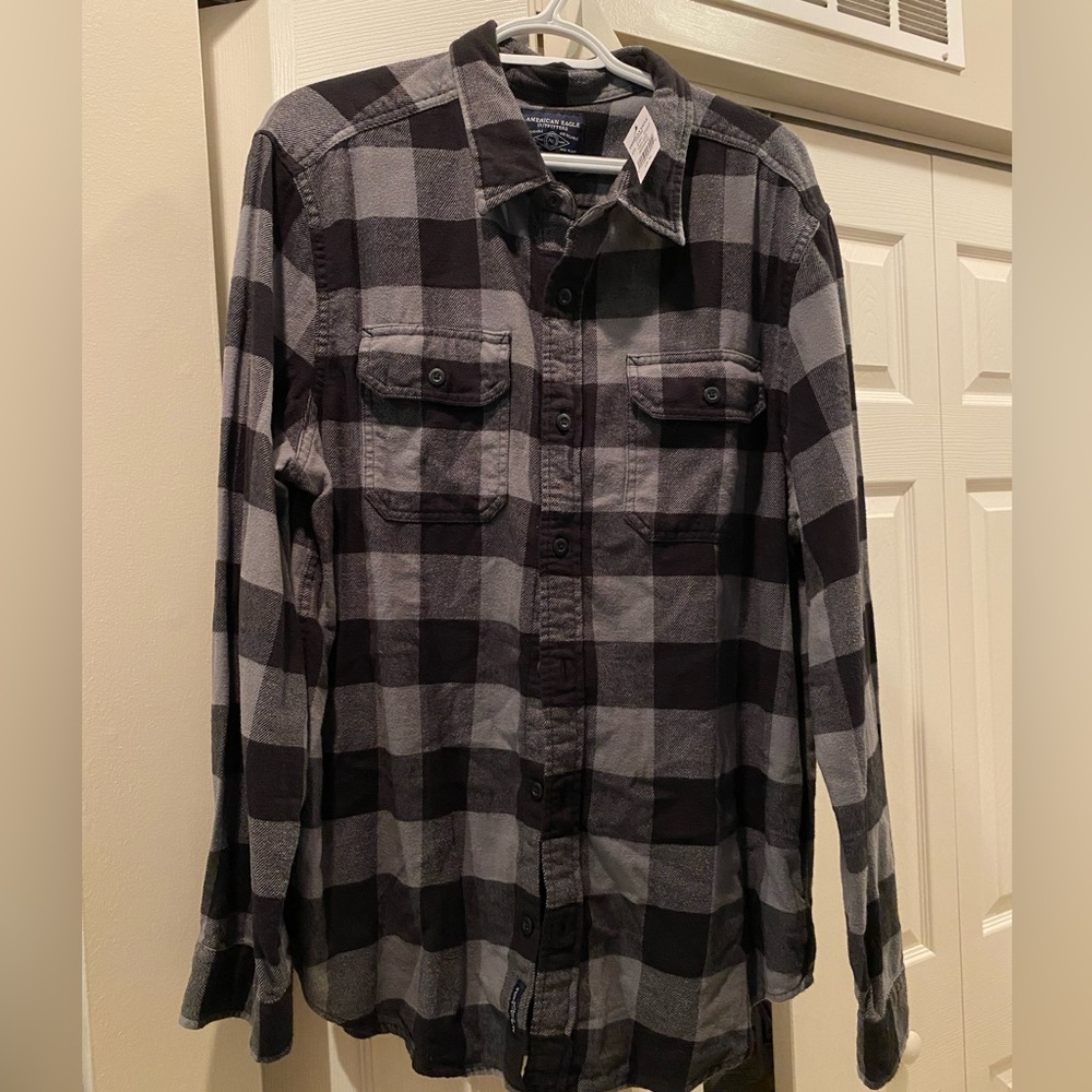Men’s American Eagle flannel NWT